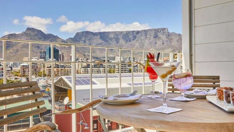 South Africa – QUEEN VICTORIA HOTEL